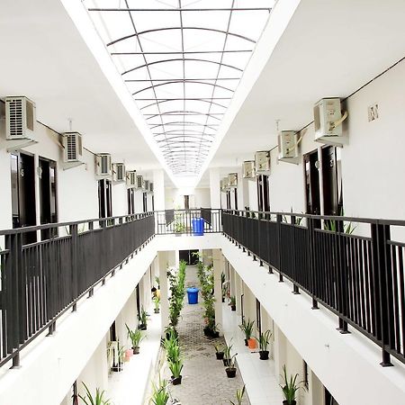 D'Paragon Pringwulung Maguwo Экстерьер фото